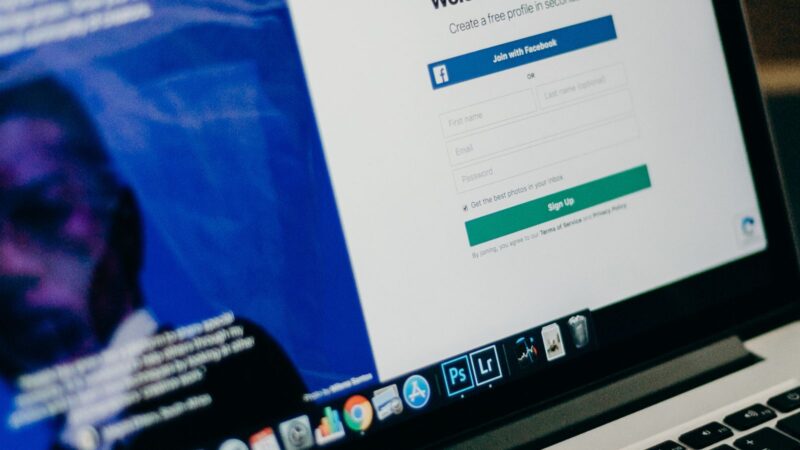 Facebook Ad Library